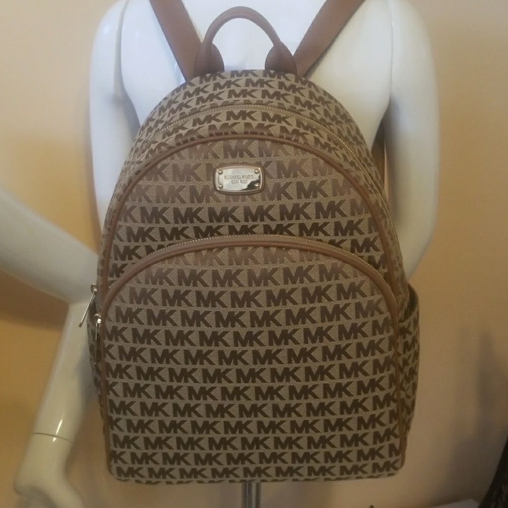 MichaelKors LG Backpack
